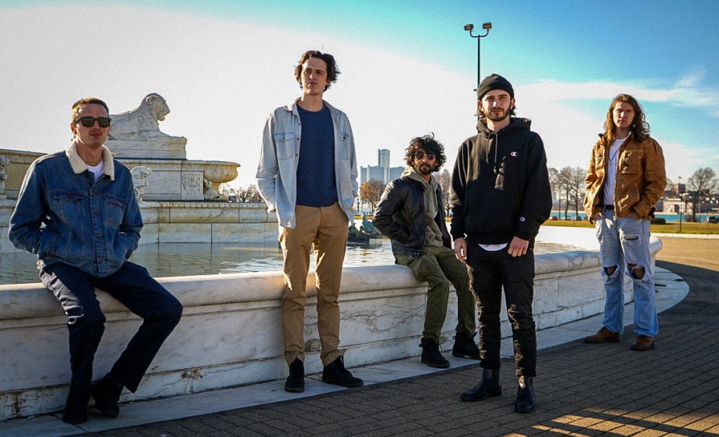 But I Wanna Write Love Songs Single&nbsp;Review